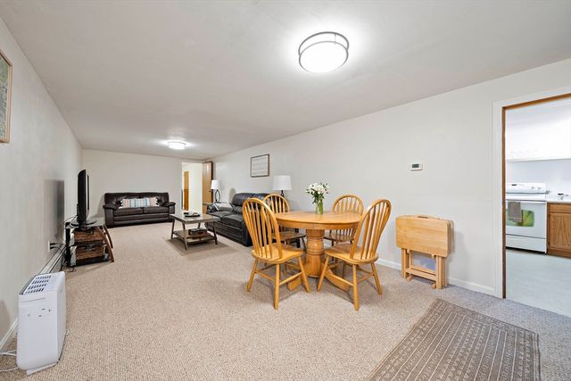 37 Davis St 2, Mansfield, MA 02048