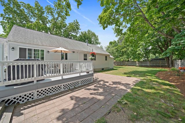 37 Davis St 2, Mansfield, MA 02048