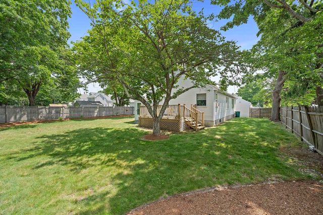 37 Davis St 2, Mansfield, MA 02048