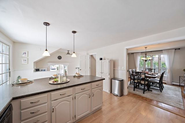 37 Davis St 2, Mansfield, MA 02048