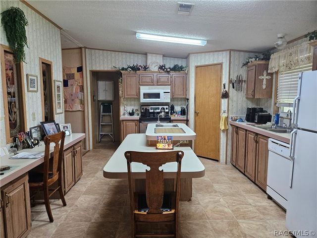 4360 N Weewahi Point, Crystal River, FL 34428