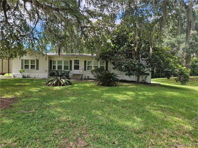 4360 N Weewahi Point, Crystal River, FL 34428