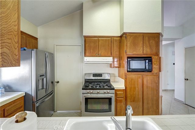 1289 Joshua Lane, Pomona, CA 91767