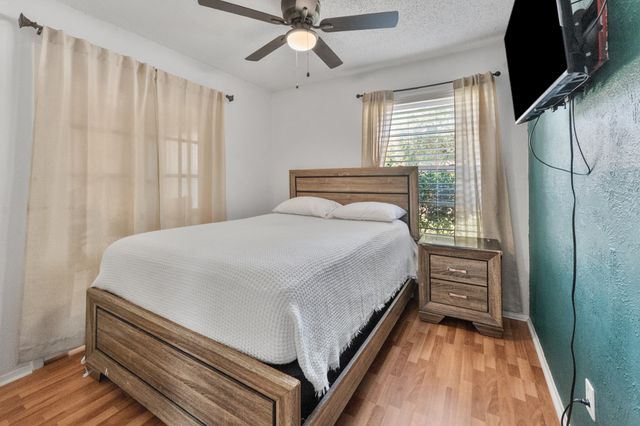 5732 Bonner Drive, Haltom City, TX 76148