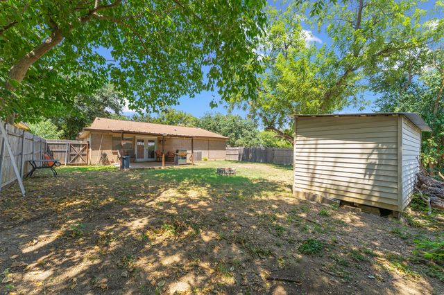 5732 Bonner Drive, Haltom City, TX 76148