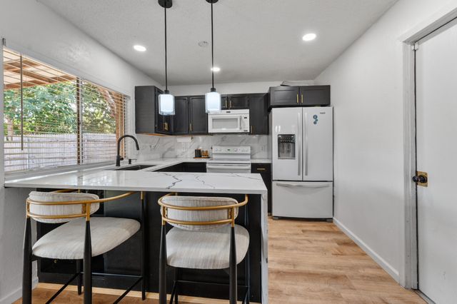 5732 Bonner Drive, Haltom City, TX 76148