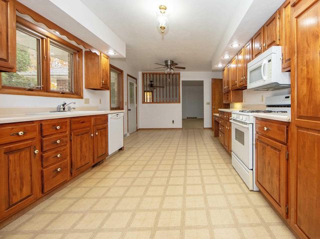 302 Andrews Street, Nashua, IA 50658