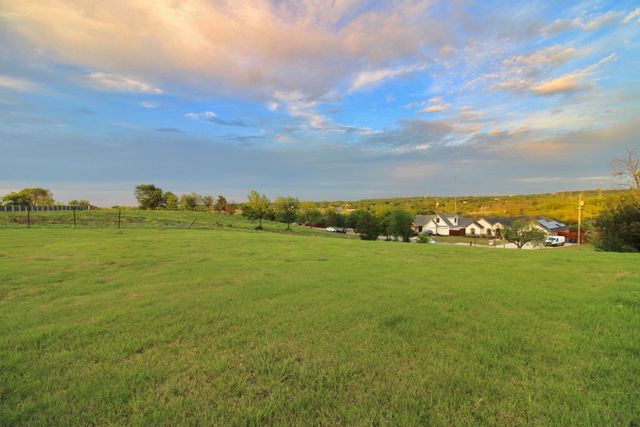 315 S Army Avenue, Dallas, TX 75211