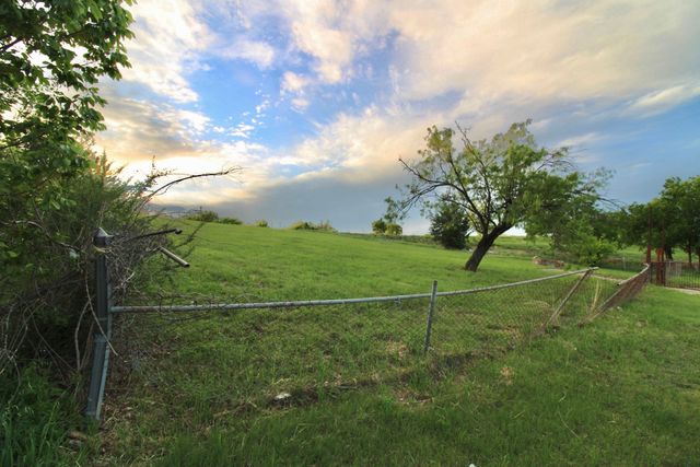 315 S Army Avenue, Dallas, TX 75211