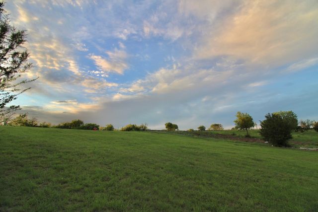 315 S Army Avenue, Dallas, TX 75211