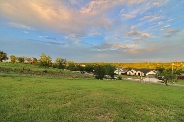 315 S Army Avenue, Dallas, TX 75211