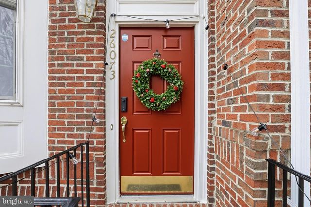 26073 NIMBLETON SQ, Chantilly, VA 20152