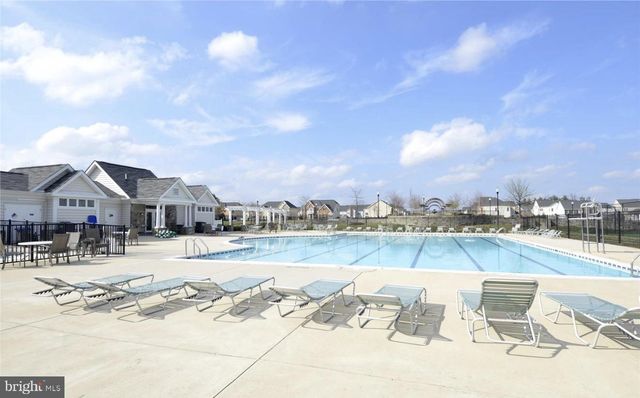 26073 NIMBLETON SQ, Chantilly, VA 20152