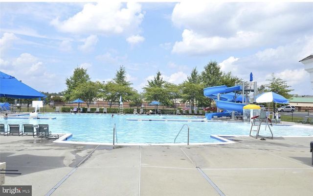 26073 NIMBLETON SQ, Chantilly, VA 20152