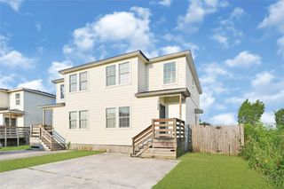 5406 Peacock Street A, Houston, TX 77033