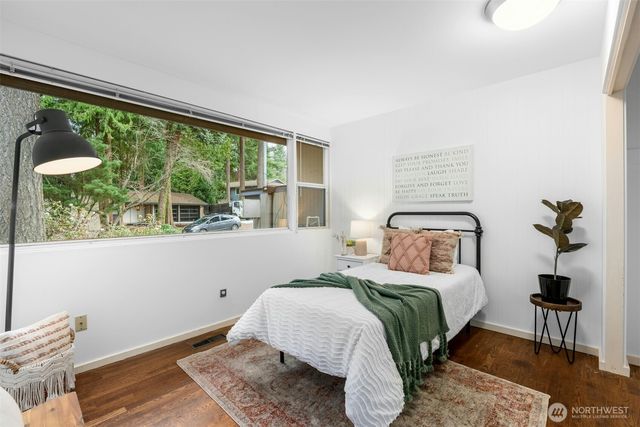 7237 NE 121st Place, Kirkland, WA 98034