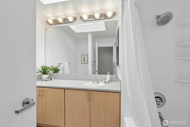 7237 NE 121st Place, Kirkland, WA 98034