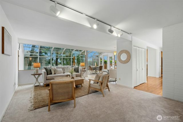 7237 NE 121st Place, Kirkland, WA 98034