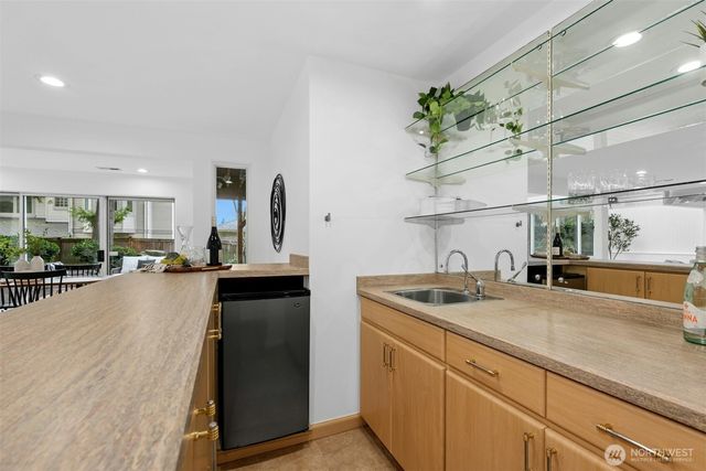 7237 NE 121st Place, Kirkland, WA 98034