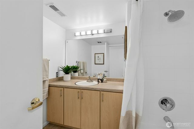 7237 NE 121st Place, Kirkland, WA 98034