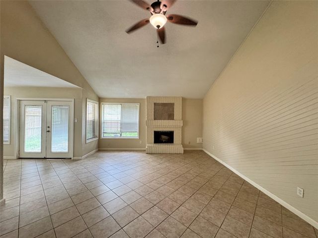 2439 Woodstream Boulevard, Sugar Land, TX 77479