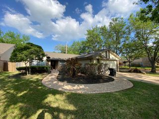 2439 Woodstream Boulevard, Sugar Land, TX 77479
