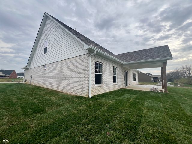 3550 S Meadows Lane, New Palestine, IN 46163