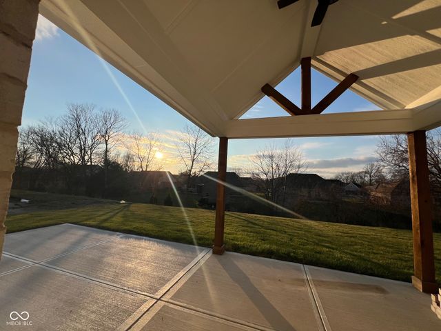 3550 S Meadows Lane, New Palestine, IN 46163