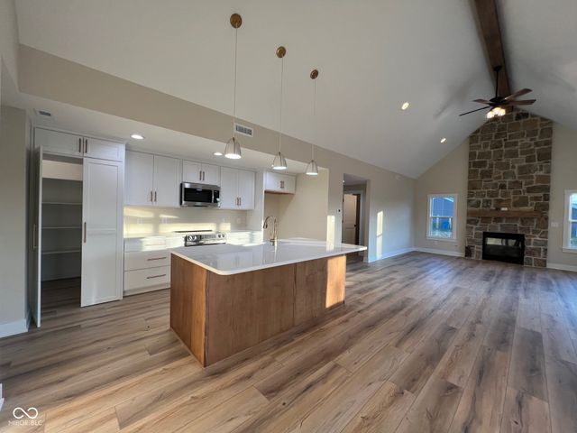 3550 S Meadows Lane, New Palestine, IN 46163