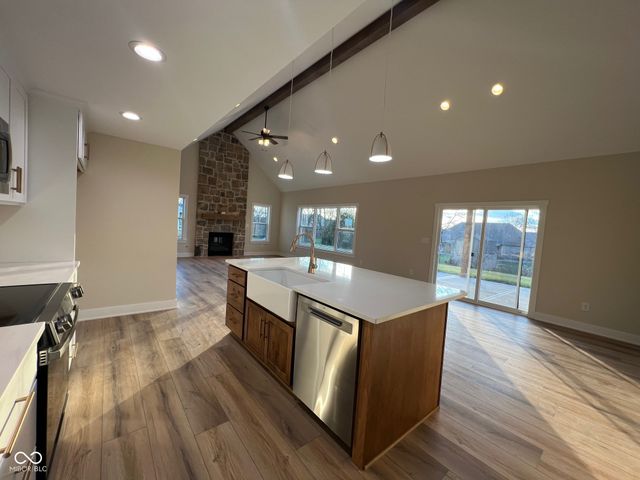 3550 S Meadows Lane, New Palestine, IN 46163
