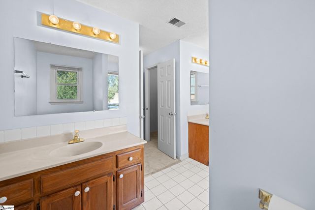 1 Norvin Court, Simpsonville, SC 29680