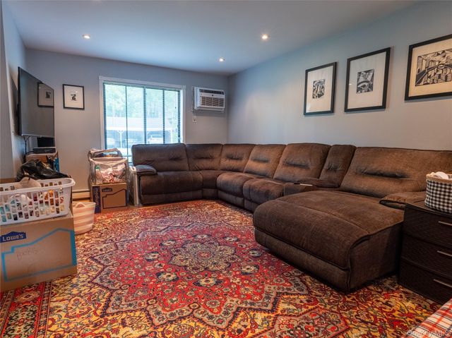 402 Mountain Laurel Drive, Monroe, NY 10950