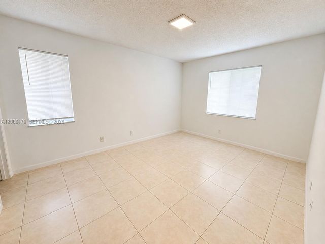 5820 Park Road, Dania Beach, FL 33312