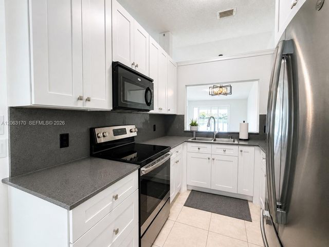 5820 Park Road, Dania Beach, FL 33312