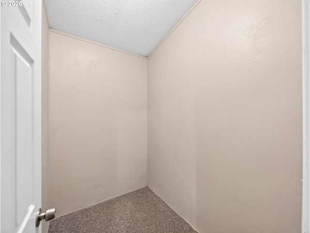 23077 Sw MAIN St 30, Sherwood, OR 97140