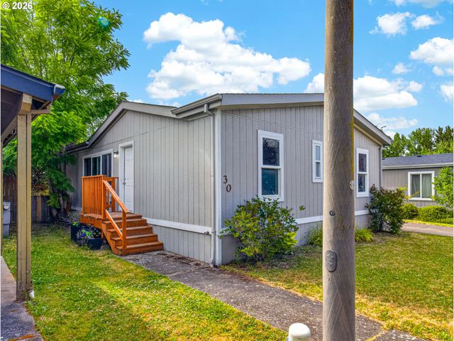 23077 Sw MAIN St 30, Sherwood, OR 97140