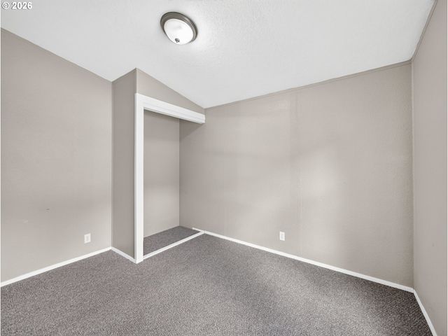 23077 Sw MAIN St 30, Sherwood, OR 97140