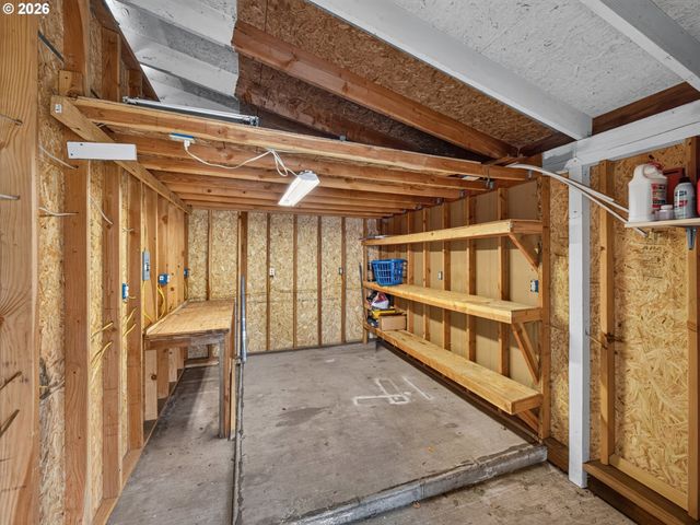 23077 Sw MAIN St 30, Sherwood, OR 97140