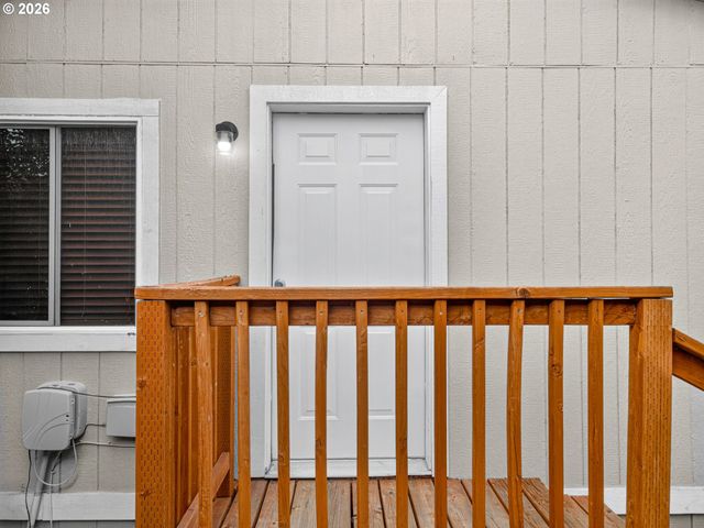 23077 Sw MAIN St 30, Sherwood, OR 97140