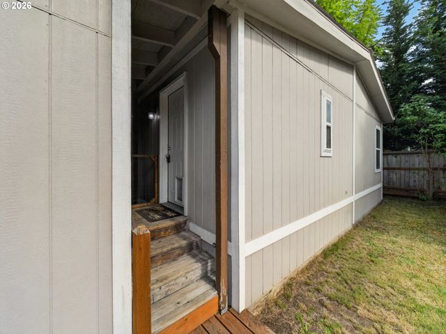 23077 Sw MAIN St 30, Sherwood, OR 97140