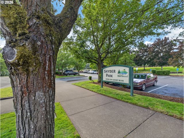 23077 Sw MAIN St 30, Sherwood, OR 97140