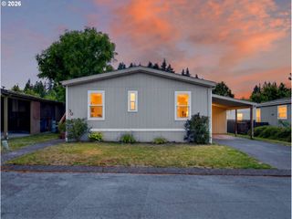 23077 Sw MAIN St 30, Sherwood, OR 97140