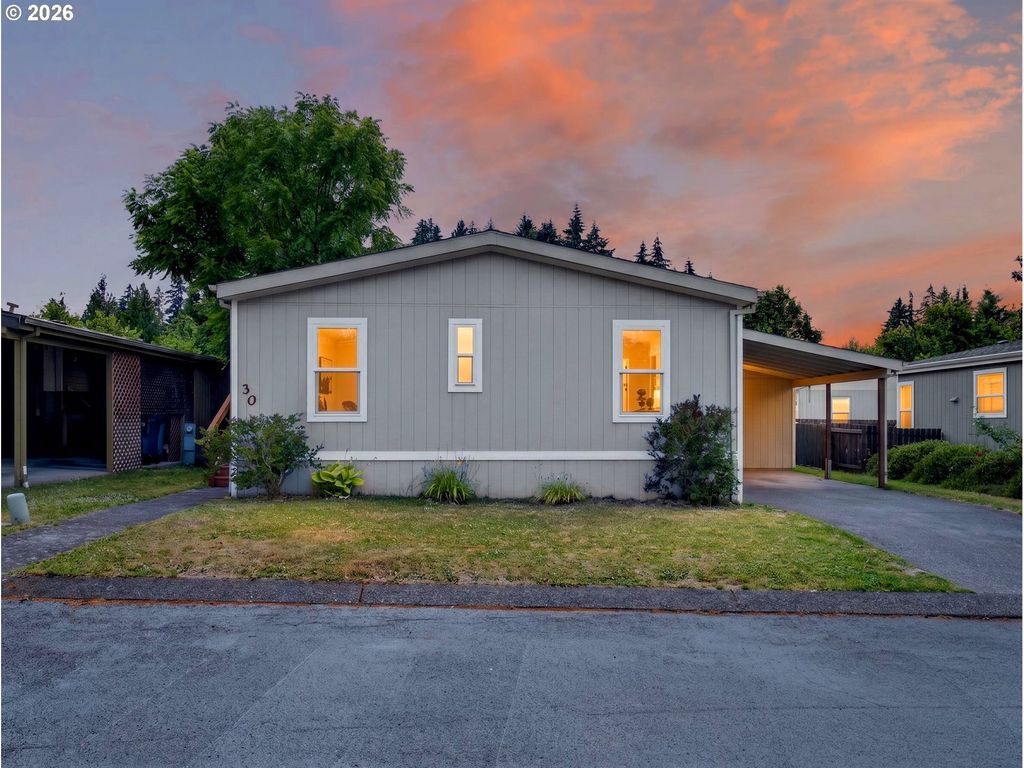 23077 Sw MAIN St 30, Sherwood, OR 97140