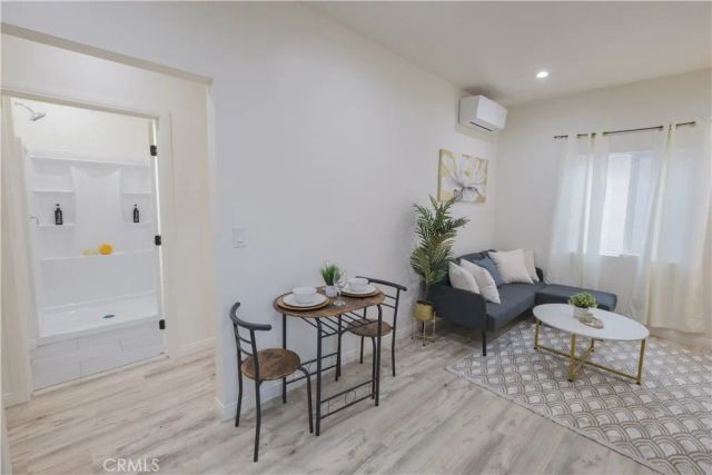 2545 Loomis St, Lakewood, CA 90712