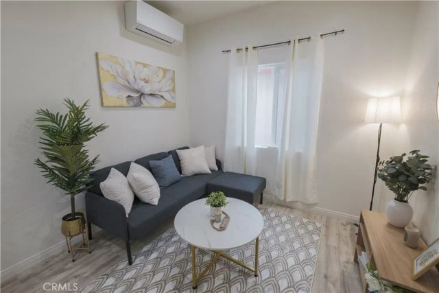 2545 Loomis St, Lakewood, CA 90712