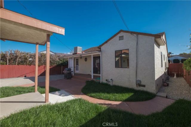 2545 Loomis St, Lakewood, CA 90712