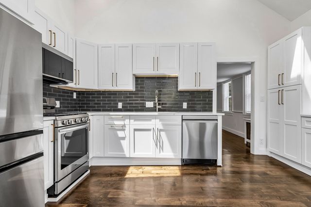 20 Pickman St 2, Salem, MA 01970
