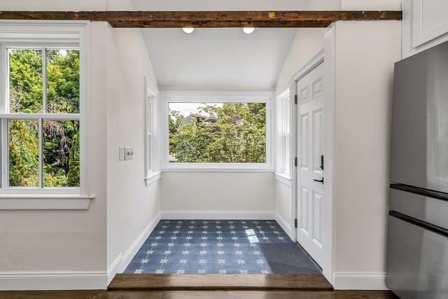 20 Pickman St 2, Salem, MA 01970