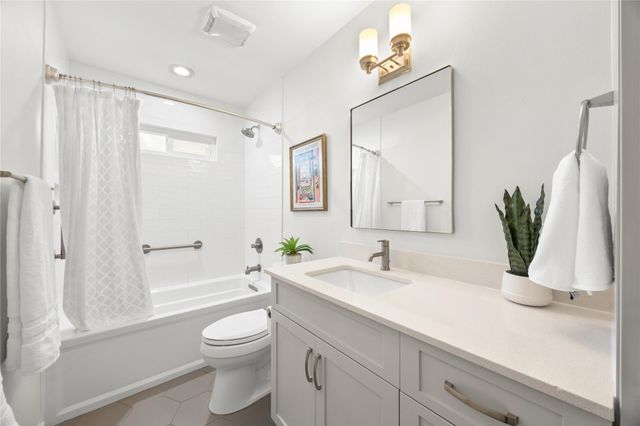 9710 Curlew DR, Austin, TX 78748