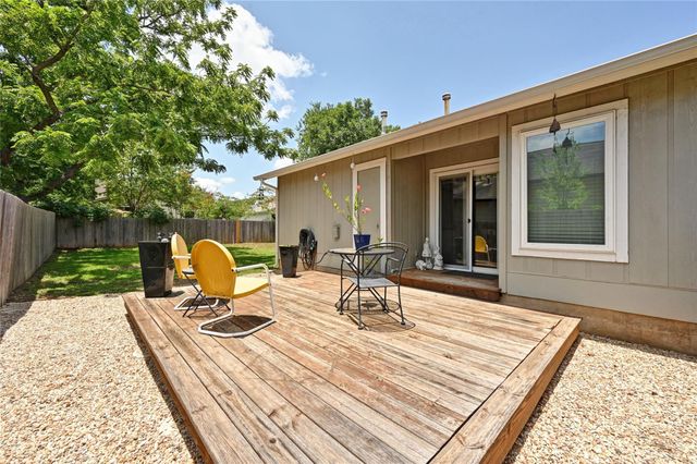 9710 Curlew DR, Austin, TX 78748